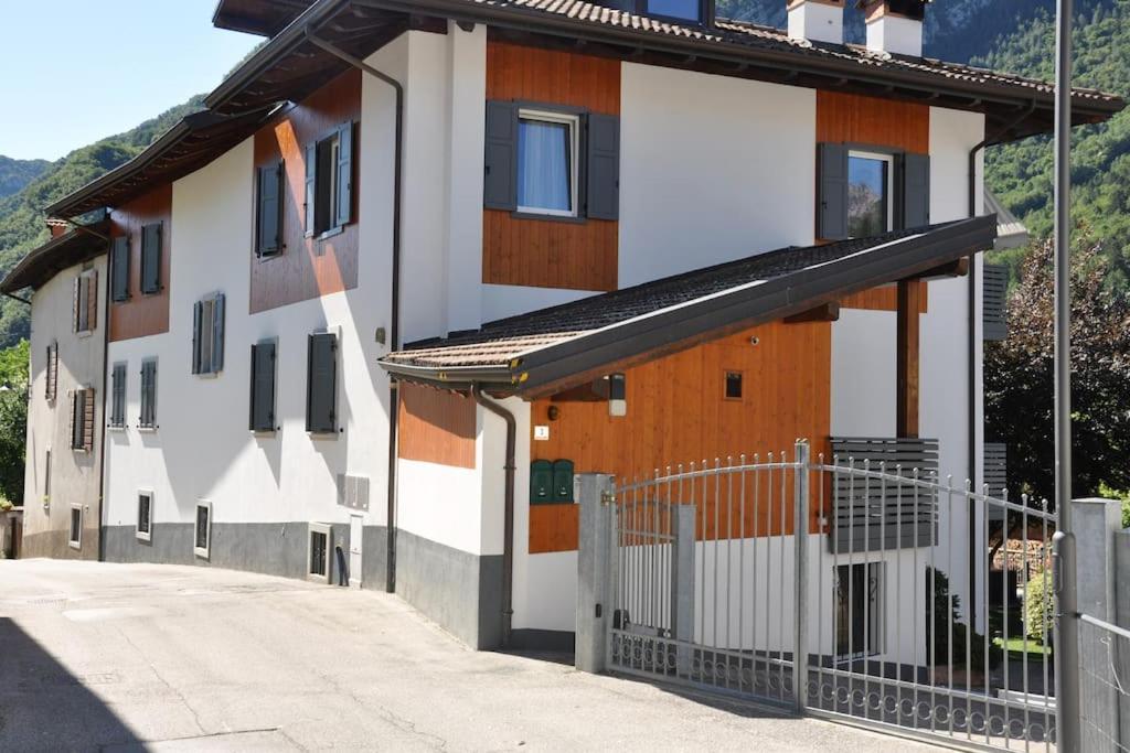 Casa Vacanze - Green Garden Молино-ди-Ледро Экстерьер фото